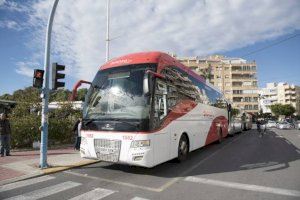 Callosa denuncia la supresión de 13 trayectos de autobús entre la ciudad y la Vega Baja, Elche y Alicante