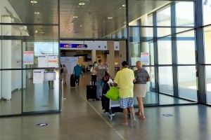 Un juzgado de Alicante condena a una aerolínea a devolver más de 600 euros a una pasajera que no disfrutó de su billete