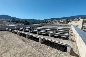 Alcoy cuenta con una nueva instalación fotovoltaica en la cubierta del Teatro Calderón
