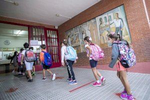 La tornada al col·le en la Comunitat Valenciana: un 68% reutilitzarà el material escolar davant l'augment de preus