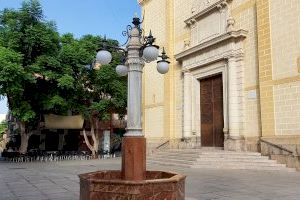 El PP de San Vicente reclama la reparación inmediata de la icónica fuente de la Plaza de España