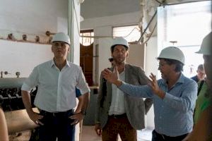 Illueca visita las obras del nuevo edificio que acogerá los servicios sociales de Meliana