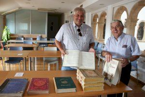 Donació a la Biblioteca de Xàbia