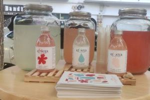 La start-up Ké Water Drinks del PCUMH lanza al mercado sus bebidas artesanales saborizadas a partir de kéfir de agua