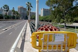 Las flores volverán al Puente de las Flores de Valencia tras una renovación