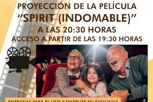 Alicante promueve un día de cine gratis para que los mayores disfruten de la gran pantalla con sus nietos