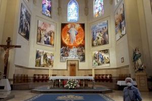 El artista burrianense Traver Calzada culmina el retablo de la Concatedral de Castelló