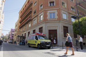 Una fuga de agua inunda el centro sanitario de Huerto Sogueros de Castelló