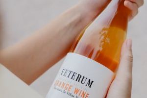 Coviñas renueva la imagen de VETERUM, un vino exclusivo y singular representativo de su historia y territorio