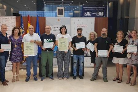Massamagrell lliura els II Premis i guardons a l'ús del valencià en el comerç local