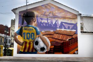 Talento y trabajo en el mural de la Ruta de Arte Urbano del Valencia CF en Cullera
