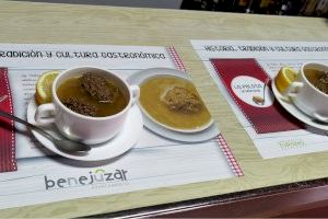 Benejúzar promociona sus productos tradicionales como el ajo, la pelota o las toñas en Alicante Gastronómica