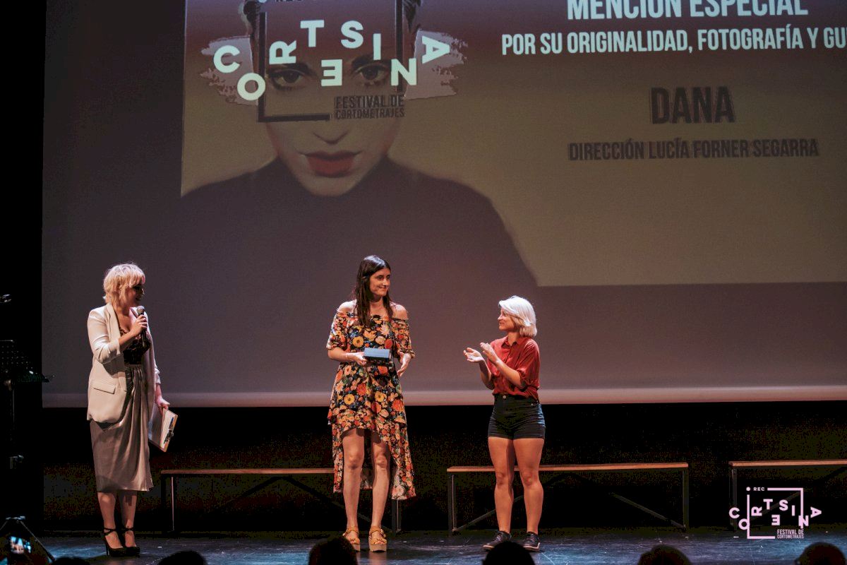 ‘Emilia’ de Cristina Guillén gana el I Certamen de cortometrajes Helena Cortesina