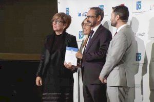 El Hospital La Fe recibe el premio al mejor servicio de Urgencias de su categoría en los Best Spanish Hospitals Awards