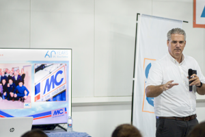 Nicolaus Müller visita la sede de MC Bauchemie en España, ubicada en Senyera, por su 40 aniversario