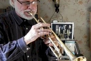 El Institut Valencià de Cultura recibe la donación de los fondos documentales del trompetista francés Michel Laplace