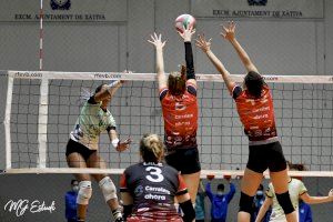 Los equipos del Familycash Xàtiva Voleibol de las ligas de plata española masculina y femenina regresan a la competición liguera