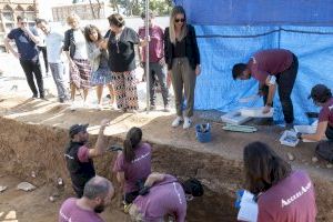Baños destaca la colaboración de la Diputación de Castellón en la exhumación de las víctimas del franquismo