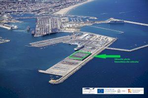 Valenciaport licita la instalación fotovoltaica sobre la cubierta del silo de vehículos de Valencia Terminal Europa del Puerto de València
