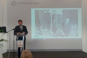 Barcala glosa la figura del almiranta Julio Guillén Tato en la sesión inaugural del “Foro Espacio Séneca”