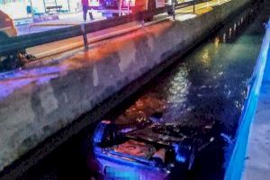Mor una dona en bolcar el seu cotxe en un canal a Dolores (Alacant)