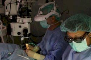 El Servicio de Oftalmología del Hospital General Universitario de Elche atiende aproximadamente mil consultas semanales