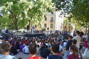 Xàtiva celebra el Correllengua amb els centres educatius de la ciutat