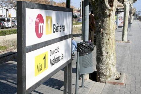 A judici per masturbarse davant de quatre menors en l'estació de tren de Bétera
