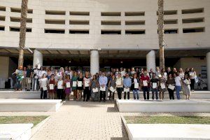 La Universidad de Alicante encarrila la estabilización de su plantilla con el nombramiento de un centenar de funcionarios