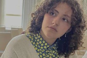 La estudiante de Benifaió Marina Duart Císcar recibe el Premio extraordinario al rendimiento académico