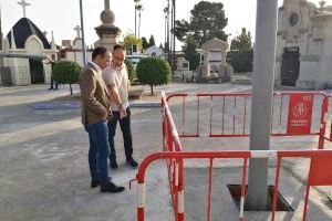 Vila-real activa un Plan de sombras en espacios públicos con la instalación de toldos en el Cementerio Municipal