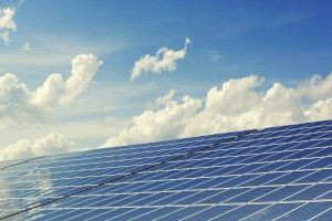 El Gobierno autoriza la planta fotovoltaica de Villena pese al “no” de Generalitat y Ayuntamiento