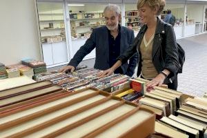 La Fira del Llibre Antic i d’Ocassió de Castelló obri amb més de 70.000 títols