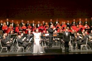 El concierto de la Banda Sinfónica y Orfeón de Alicante cautivó al público de l’Auditori