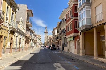 El Ayuntamiento de la Pobla de Vallbona presenta dos propuestas de reforma de la avenida de Colom