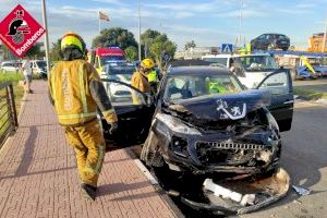 Dos heridos en un aparatoso accidente de tráfico en Torrevieja