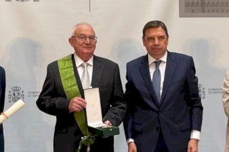 El alqueriero cooperativista Juan Safont recibe la Gran cruz de la Orden del Mérito Agrario
