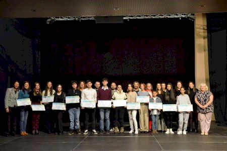 Oropesa del Mar premia a sus alumnas y alumnos más brillantes de Primaria, ESO y Bachiller
