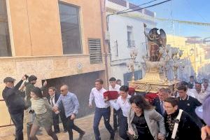 La carrera de Sant Rafael a “ritmo de traca” concentró cientos de personas