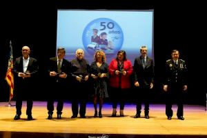 Emoció i reconeixement en la gala del 50 aniversari de la Policia Local d'Alcàsser