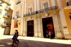 Valencia trasladará la imagen de la Virgen de los Desamparados del Ayuntamiento al Museo de la Ciudad
