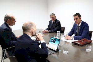Pedro Sánchez mantiene un encuentro con ASCER durante su visita a Castelló