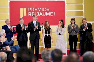 Els Reis lliuren els Premis Rei Jaume I a València amb la gran absència de Santiago Grisolía