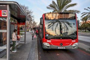 A judici per insultar i amenaçar a dos homes en l'autobús de València al crit de "marietes"