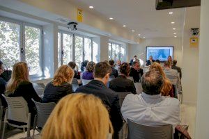 El VI Encuentro de Corredores del Colegio de Valencia debate sobre la ciberseguridad