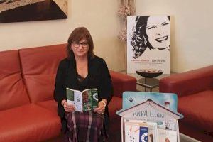Cultura promou la lectura en valencià des del comerç local amb la campanya ‘Espera llegint’