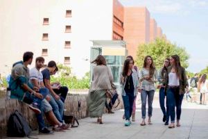 La Universitat de València organiza una decena de actividades en diciembre para conmemorar el Año Europeo de la Juventud