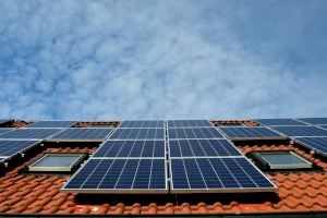 Sueca rebaixa l'IBI als veïns que instal·len plaques solars: preguntes i respostes