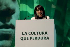 La Diputación distingue a la soprano Ana María Sánchez como Embajadora Cultural de la provincia de Alicante