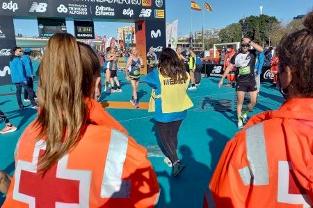 Cruz Roja despliega un amplio dispositivo sanitario para el Maratón Valencia Trinidad Alfonso EDP